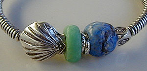 Bangle bracelet of Hill Tribe silver, lapis lazuli and chrysoprase - by Vicky Jousan