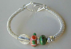 Lampwork Beads by Sue Lewis with Hill Tribe Silver bangle bracelet and earrings - by Vicky Jousan