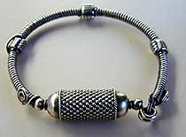 Bali Sterling silver bracelet by Vicky Jousan